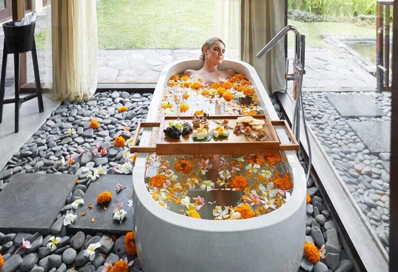 استراحتگاه Kamandalu Ubud