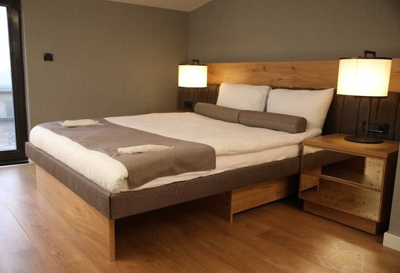 فندق Roomers Nisantasi