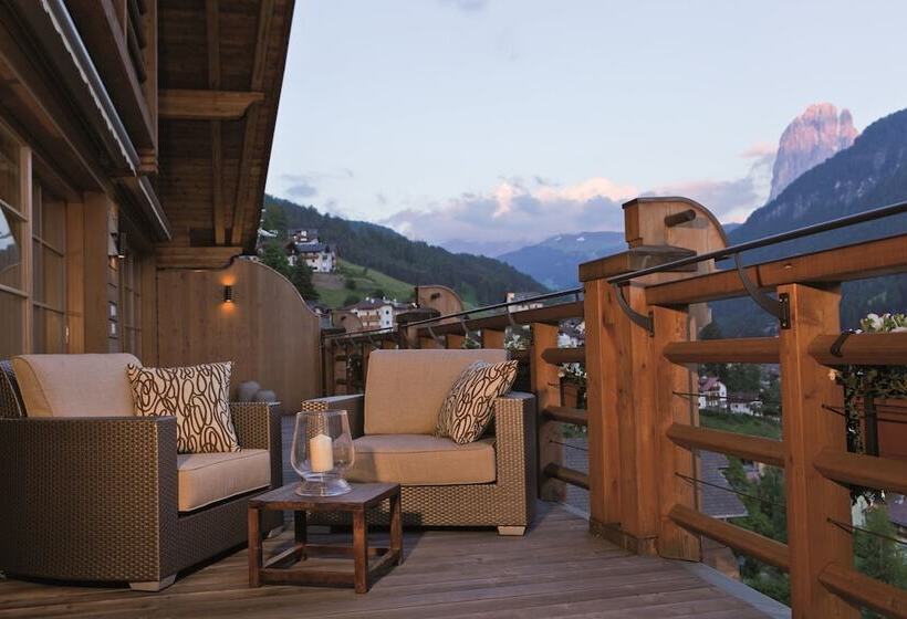 هتل Adler Spa Resort Dolomiti