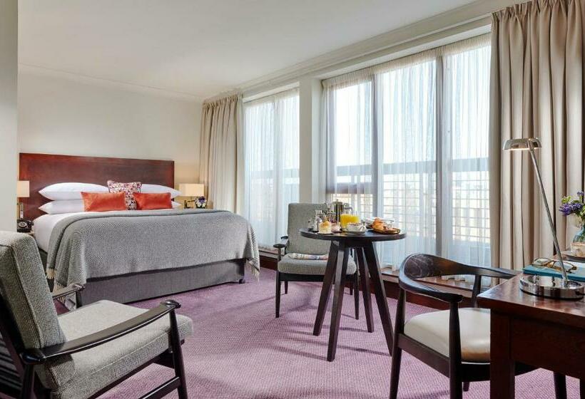 בית מלון כפרי The Green