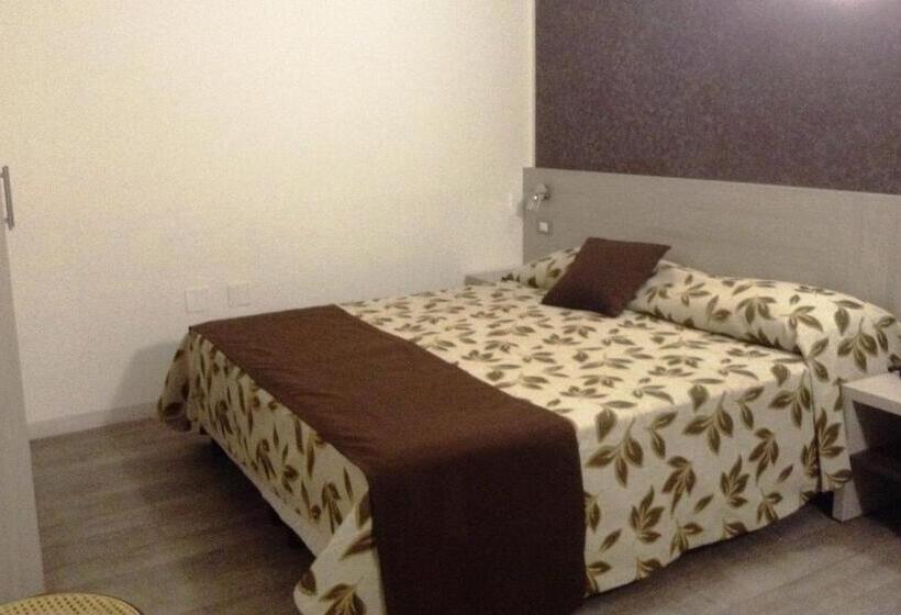 Hotel Holiday  Alla Finestrella