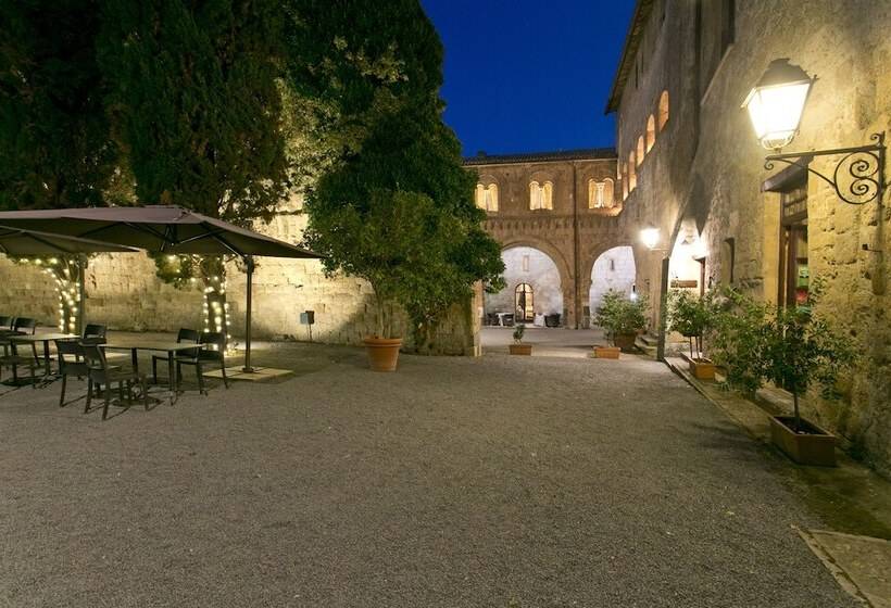호텔 La Badia Di Orvieto