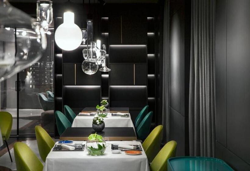 ホテル Plaza E De Russie  Relais & Chateaux