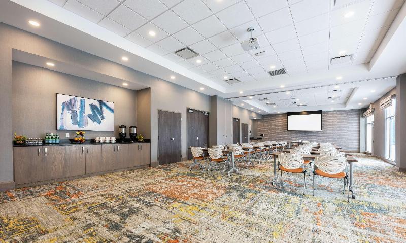 فندق Hampton Inn & Suites Charlottetown