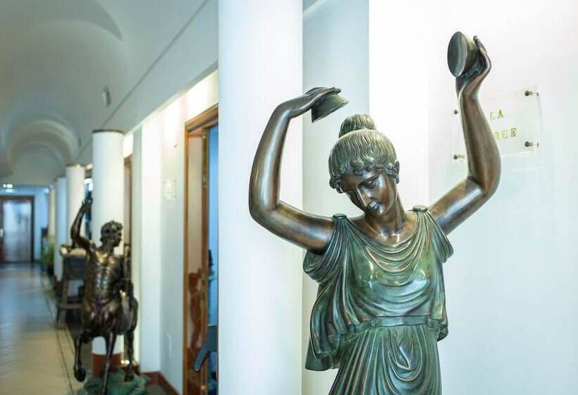 בית מלון כפרי Sakura