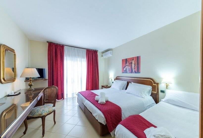 בית מלון כפרי Sakura