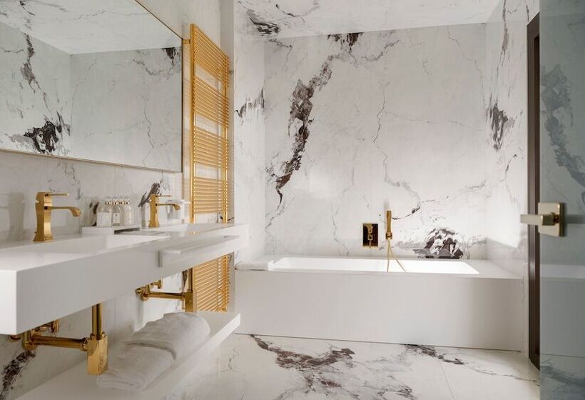 هتل The Promenade Luxury Wellness
