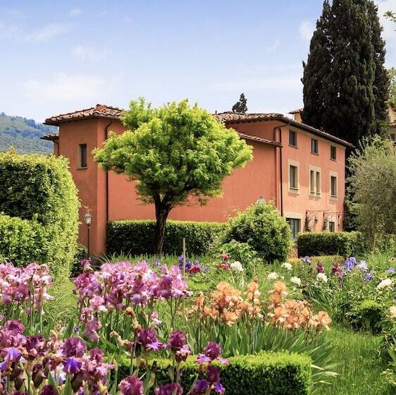 فندق Villa La Massa