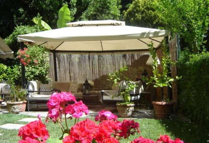 هتل Villa Stella