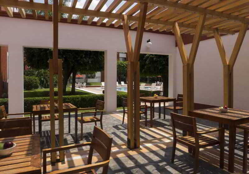 ホテル Fiesta Inn Leon