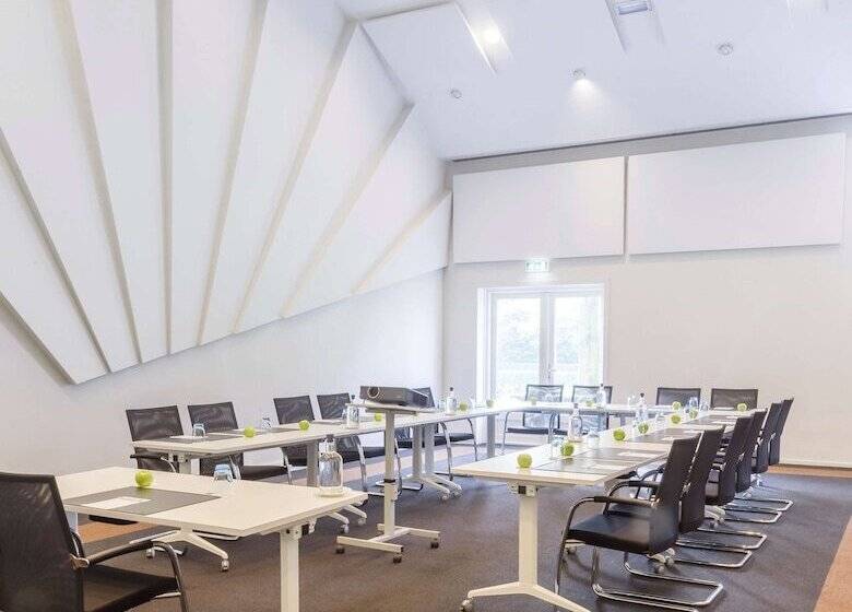 هتل Golden Tulip Ampt Van Nijkerk