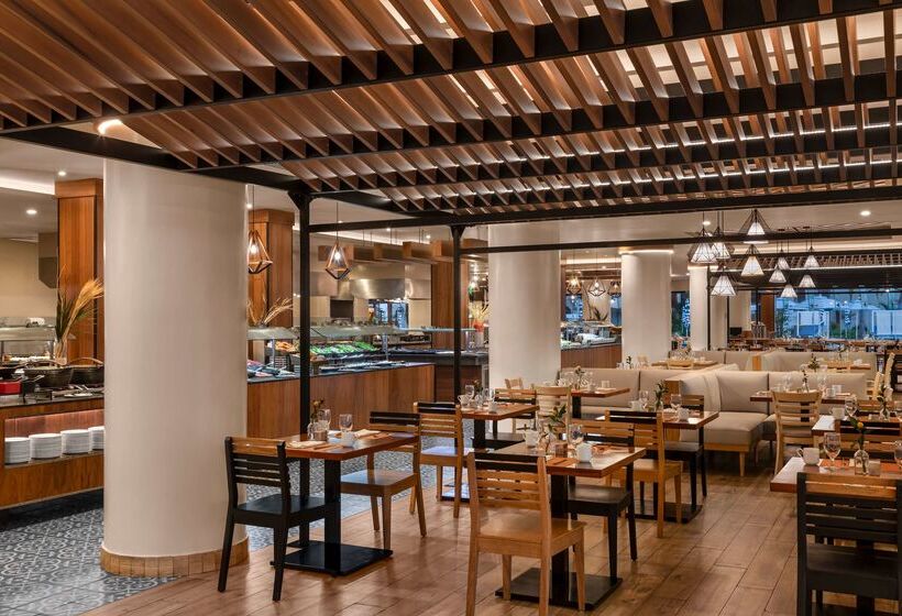 استراحتگاه Hilton Cancun Mar Caribe