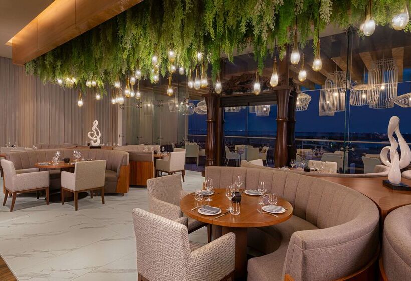استراحتگاه Hilton Cancun Mar Caribe