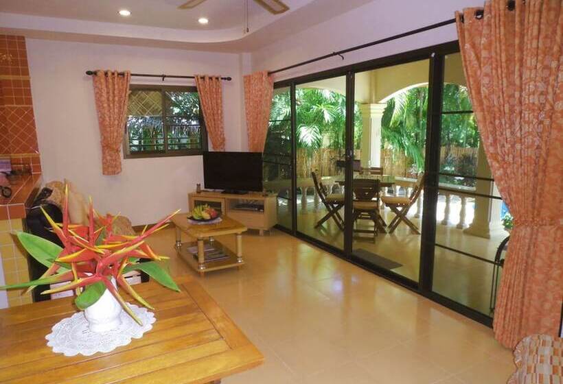 Coconut Paradise Holiday Villas
