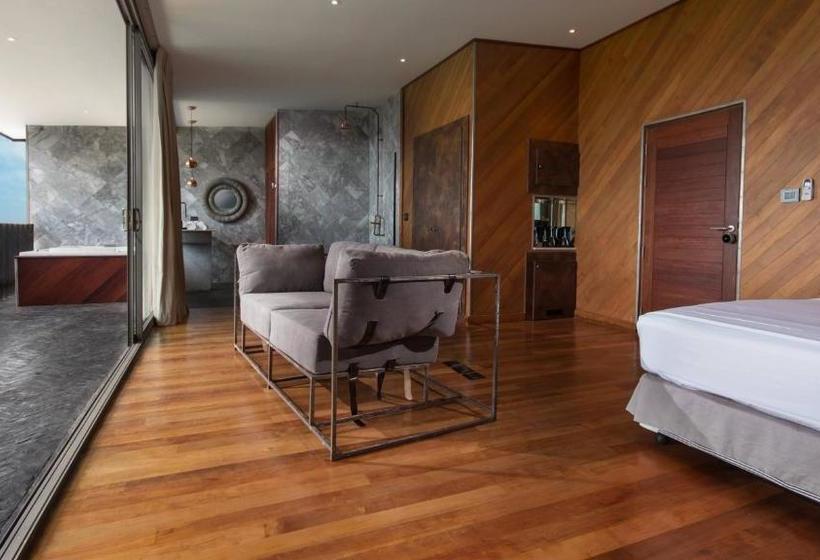 هتل Charming Fox Samui  Adults Only