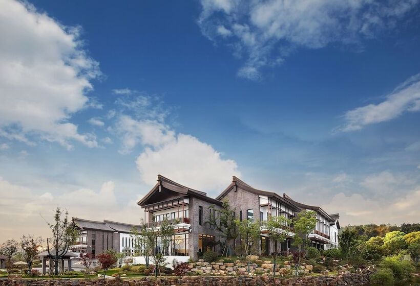 استراحتگاه Wei Retreat Tianmulake