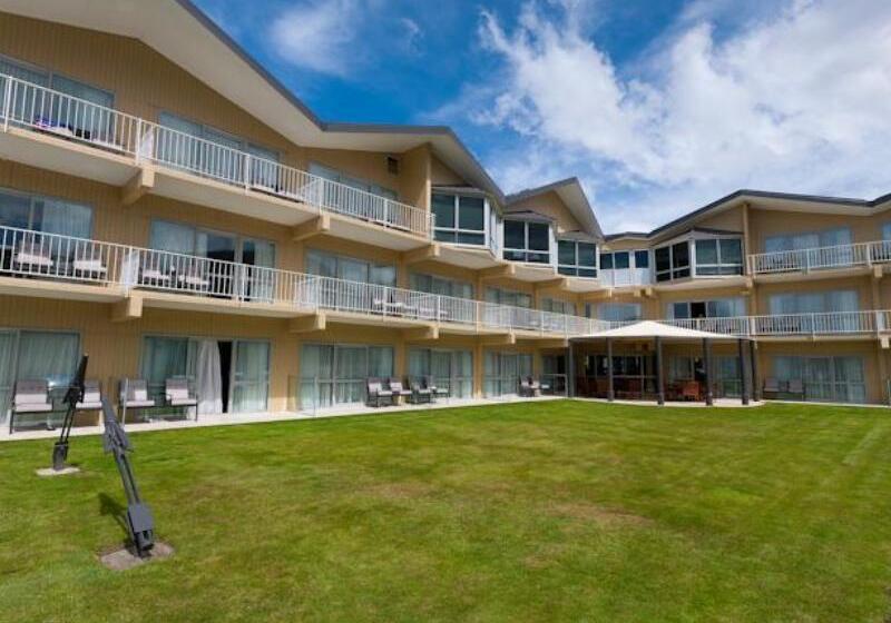 בית מלון כפרי Beachcomber Inn Picton