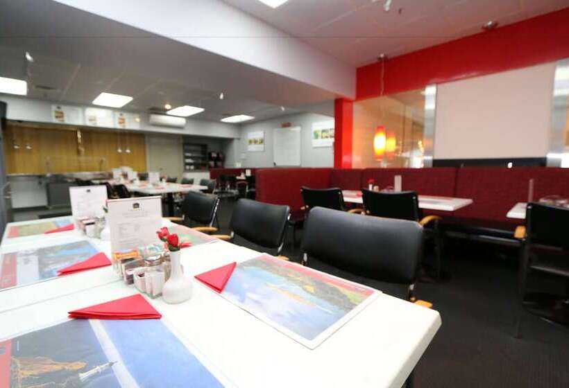 President Hotel Auckland