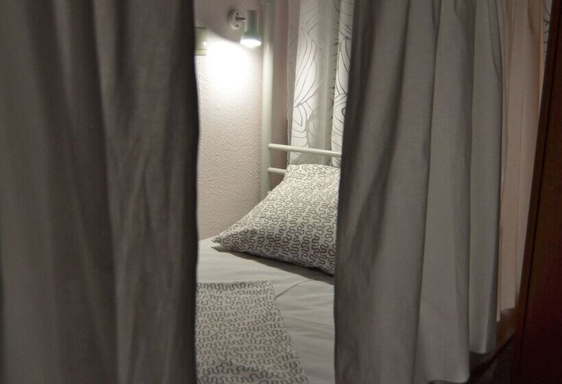 Hostel Kremlin Lights