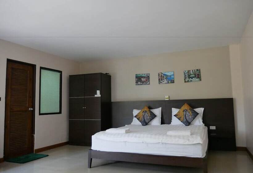 هتل Live Inn