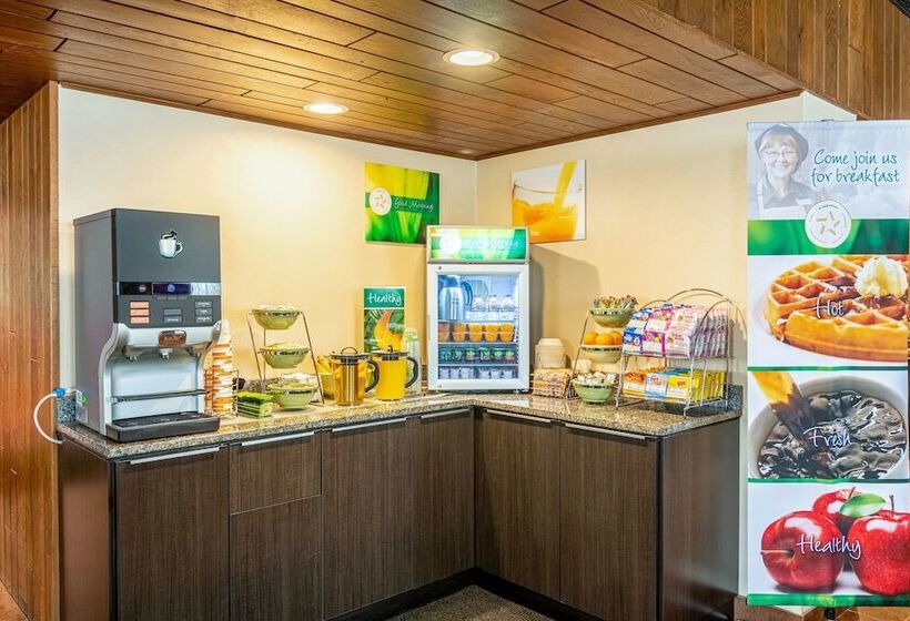 호텔 Quality Inn & Suites