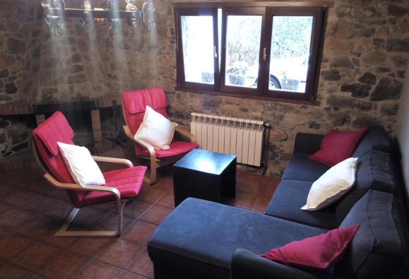La Casona De Pravia