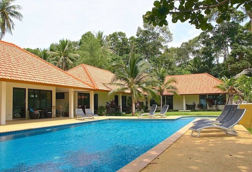 Heaven Beach Resort