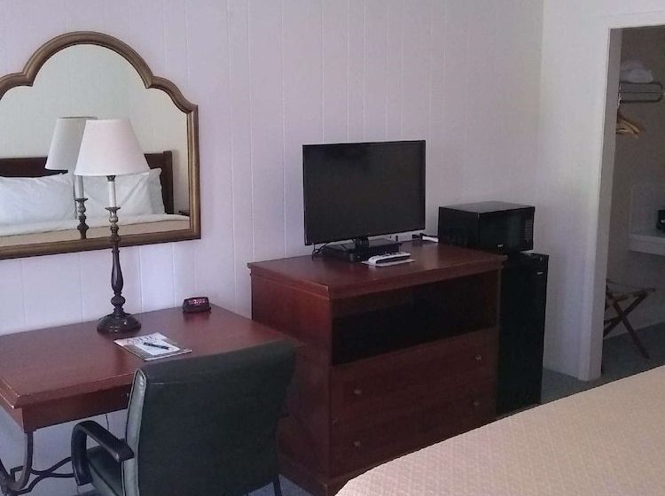 モーテル New River Inn And Cabins