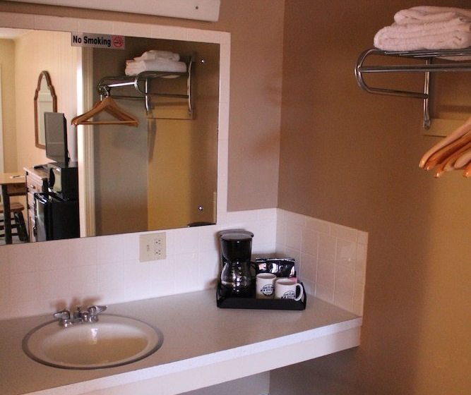 モーテル New River Inn And Cabins