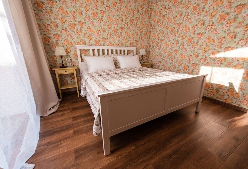 پانسیون Dacha Beliy Bereg