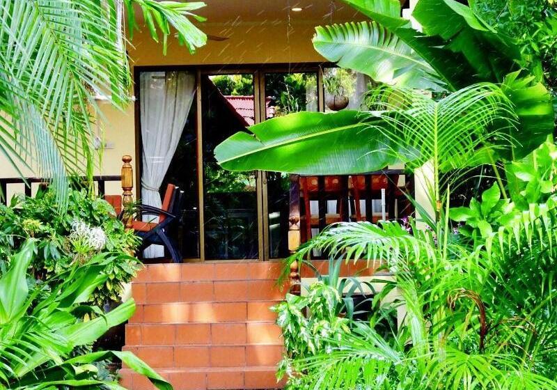 استراحتگاه Starbay Samui