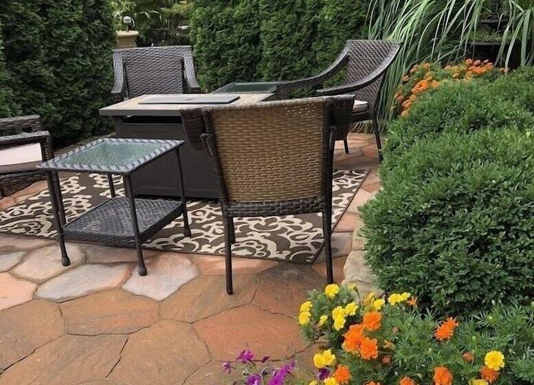 צימר Weller Haus Bed, Breakfast & Event Center