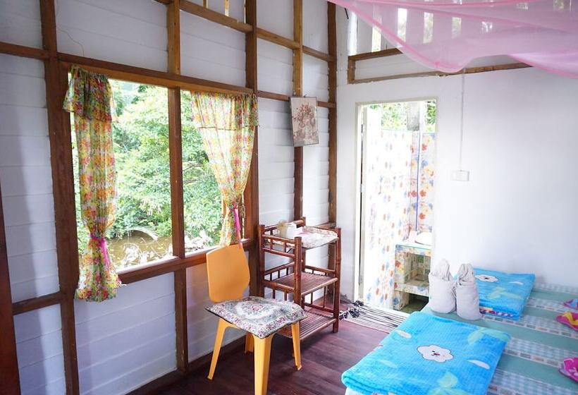 هتل Baan Suan Kayoo Cottage 2