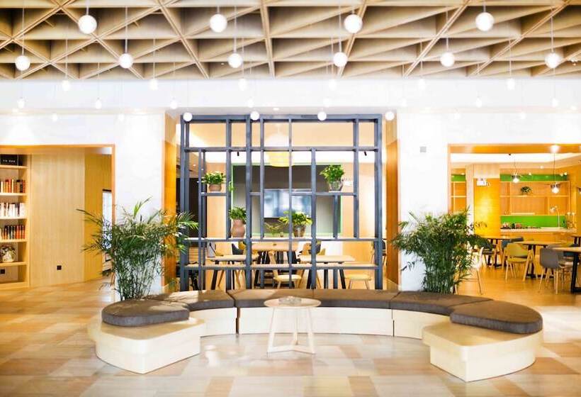 酒店 Ibis Styles Jingdezhen Cidu Avenue