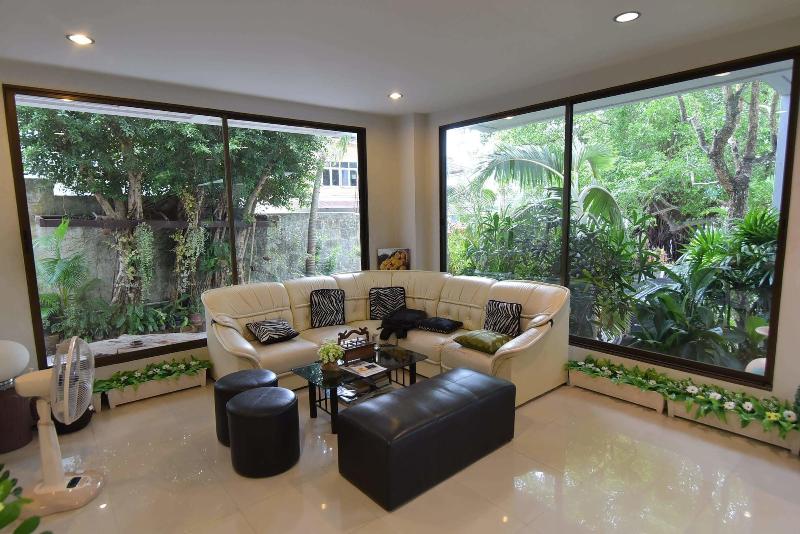 هتل Kyongean Mansion 2