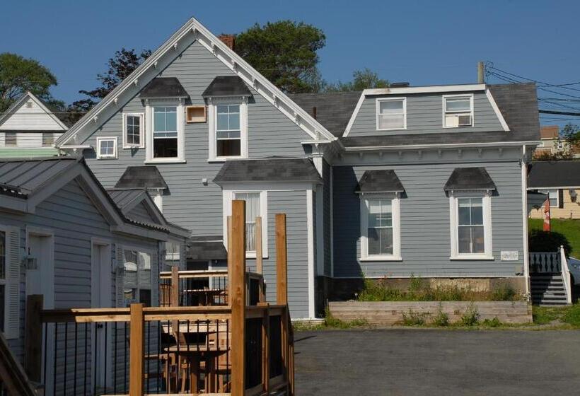 مبيت وإفطار Harbourview Motel And Accommodations