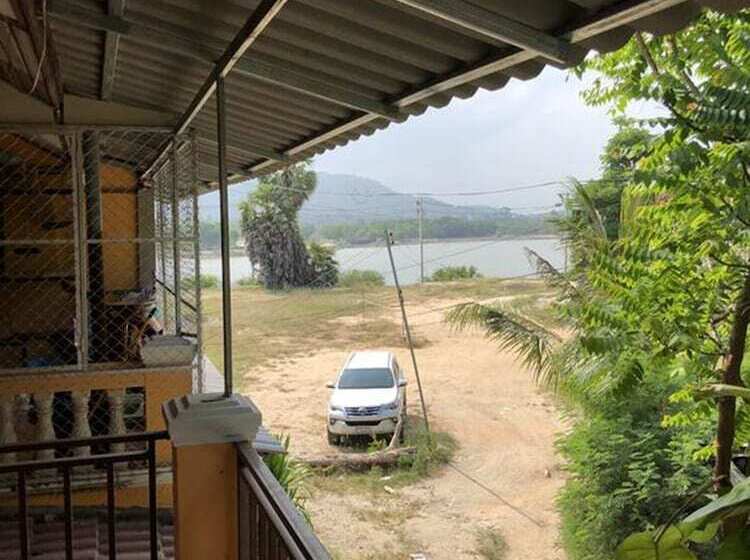 Dikachaya Hostel