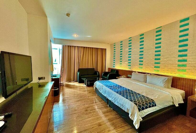New World Express Motel