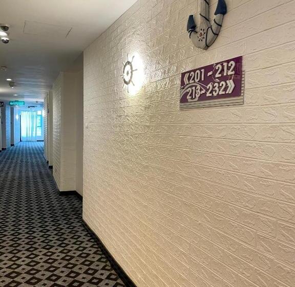 New World Express Motel