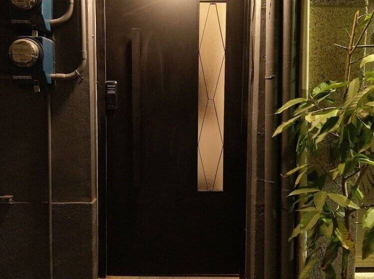 پانسیون Oyaji Guesthouse