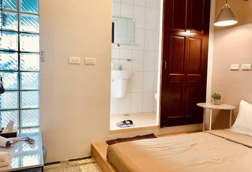 پانسیون Oyaji Guesthouse