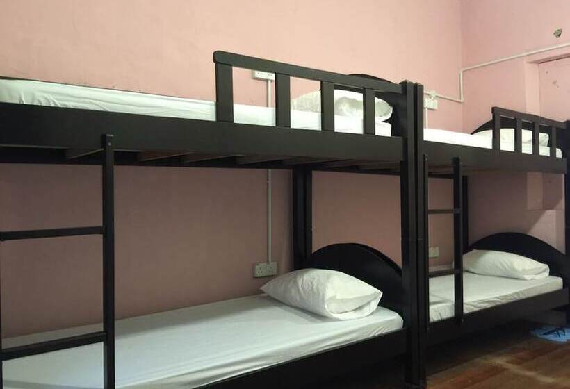 Cookoobird Home Hostel