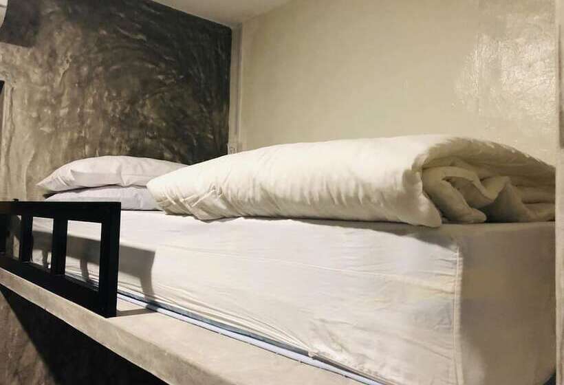 Cookoobird Home Hostel