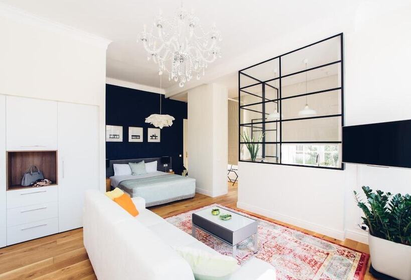 膳宿费 Adele Apartments