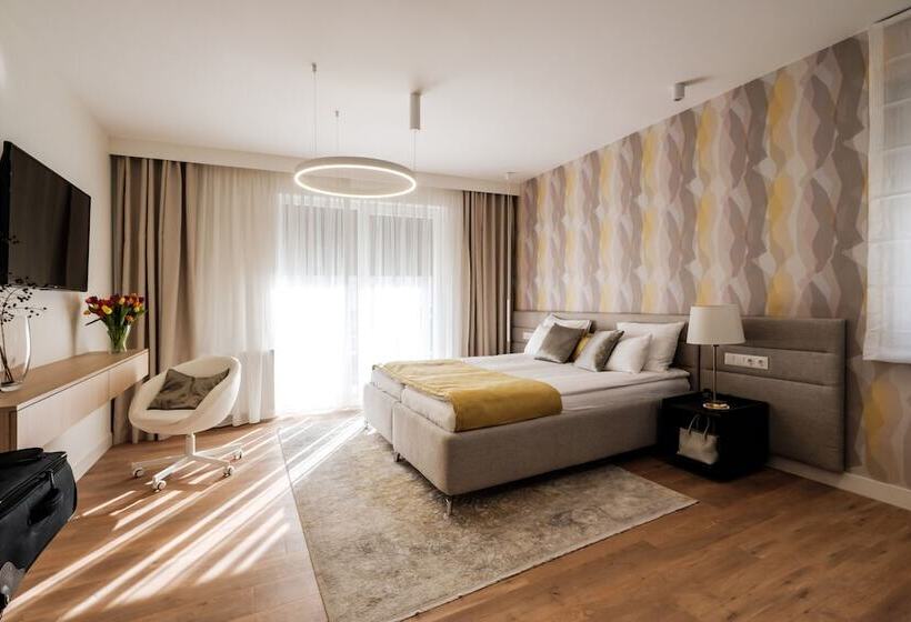 膳宿费 Adele Apartments