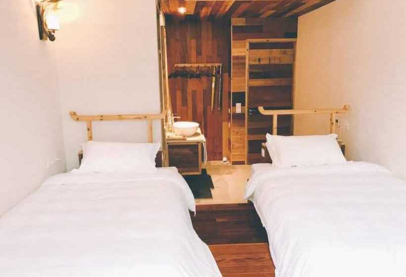بنسيون Jieshanju Guest House