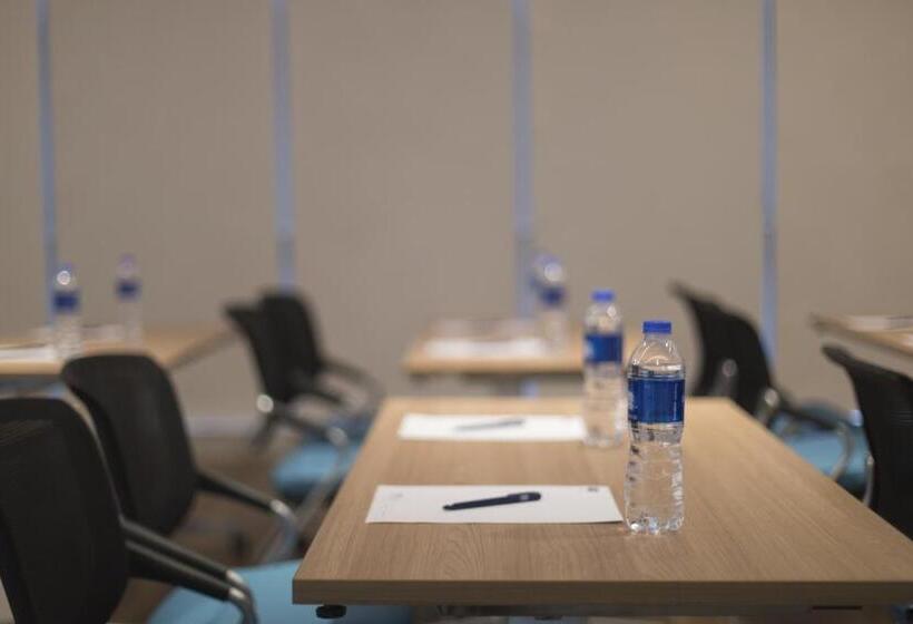 בית מלון כפרי Holiday Inn Express Liyang Huafu, An Ihg