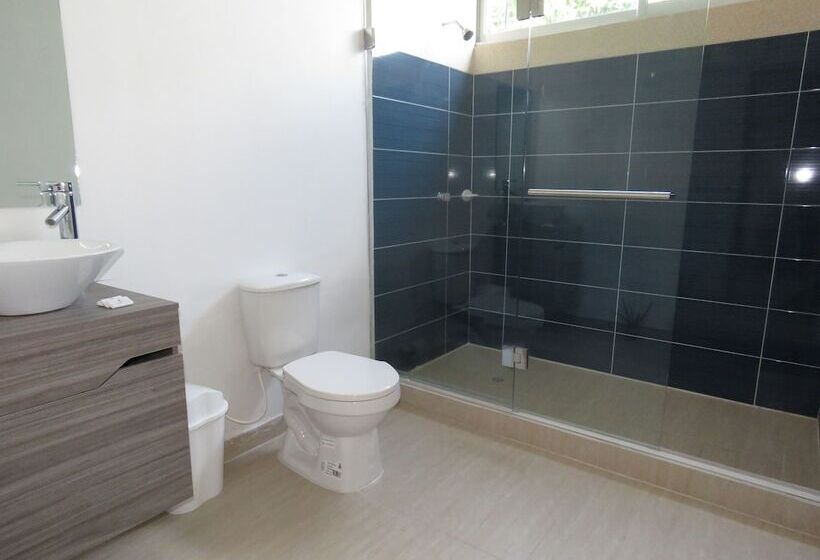 هتل Progreso Plaza