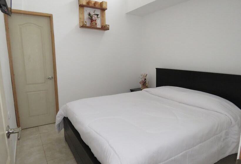 هتل Progreso Plaza