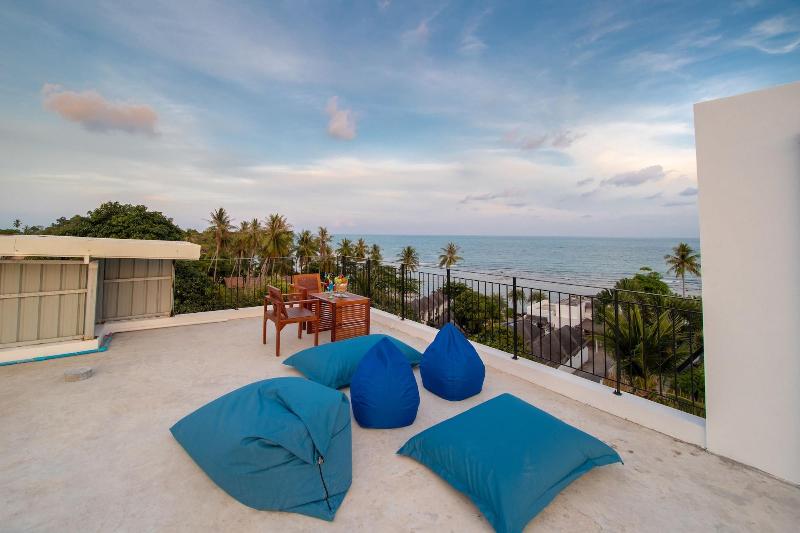Общежитие The Rock Samui Poshtel Lamai Beach